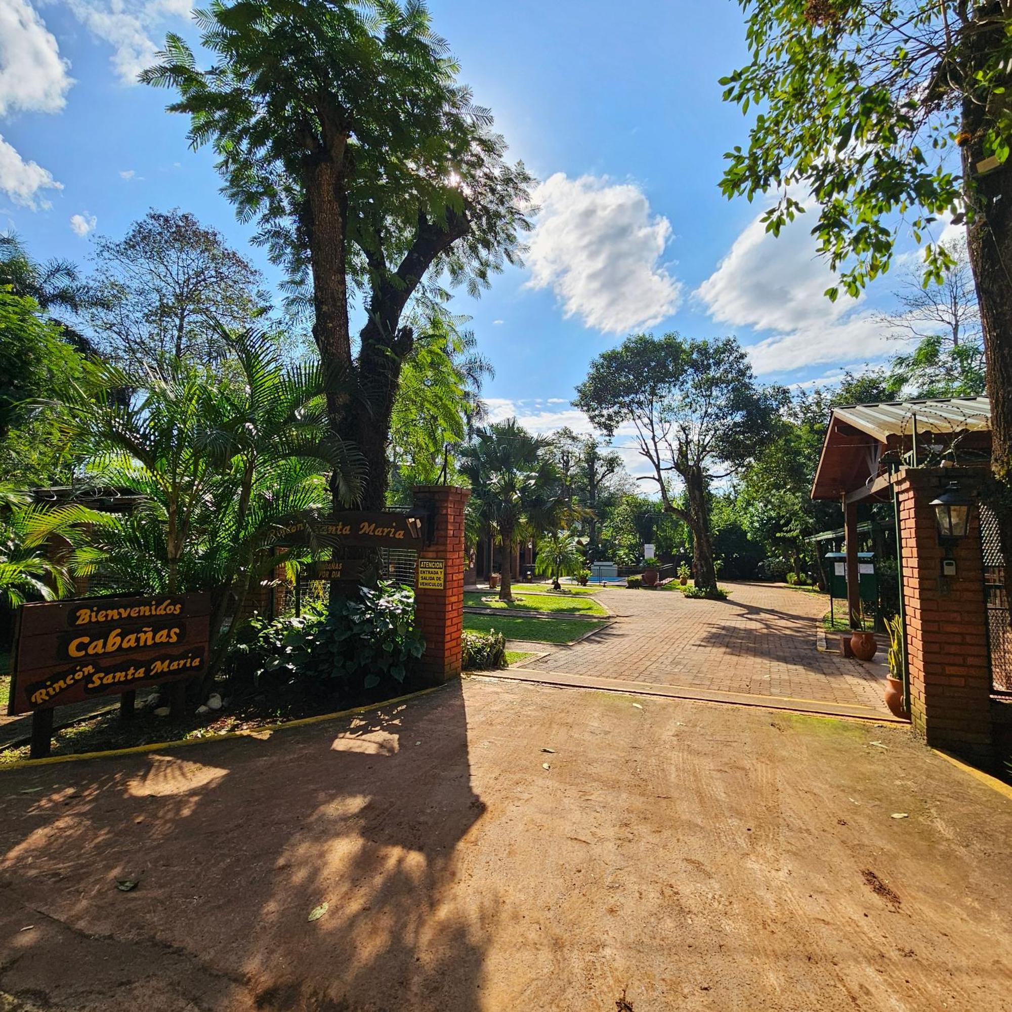 Cabanas Rincon Santa Maria 푸에르토이과수 외부 사진