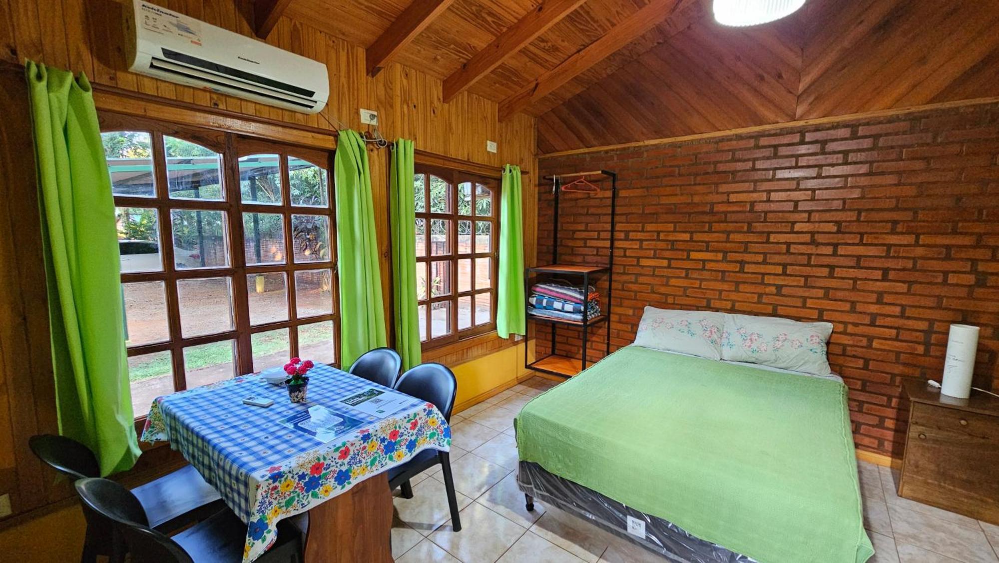Cabanas Rincon Santa Maria 푸에르토이과수 외부 사진